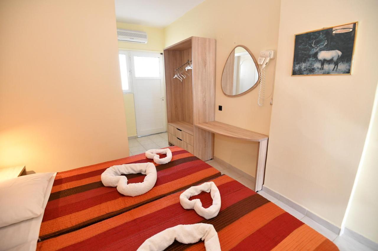 Iskas Apartments Ialysos  Luaran gambar